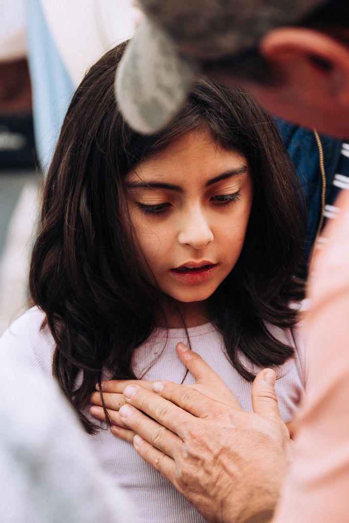 Richard_RJP's tweet photo. I don't know everything this little girl was carrying or the burdens she was experiencing, but I do know there were people who cared enough to stop what they were doing and pray with her.

https://t.co/Lw1LABFG90
Austin • US • Global

#richardparkernonprofits #nonprofitstorytelling #purposedriven #heartforecuador #ecuador