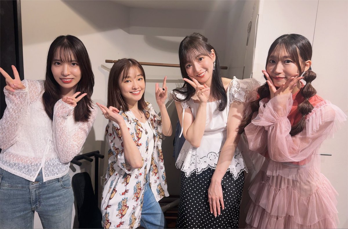 moemi_hasegawa's tweet photo. 今夜はLUMINOUSありがとうございました💗🫶🏻🎆
本日出演のみなさまと🤗

2026.7.28. setlist.
5周年おめでとうございます🫧🎀🫧
LIVE STUDIO LODGE🌼

PiPiPi
リシアンサス
雪と花火
スーパーガール
HANABI

#長谷川萌美 https://t.co/Qyp3gRW8nO