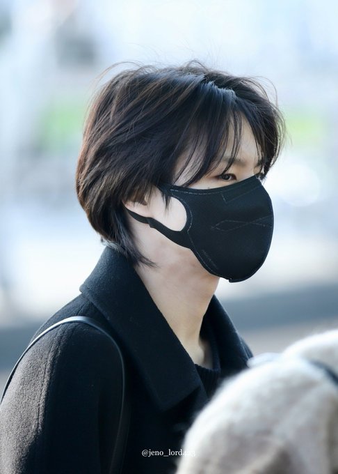 yunqjsrose's tweet photo. thinking of her https://t.co/73F0e1qLf2