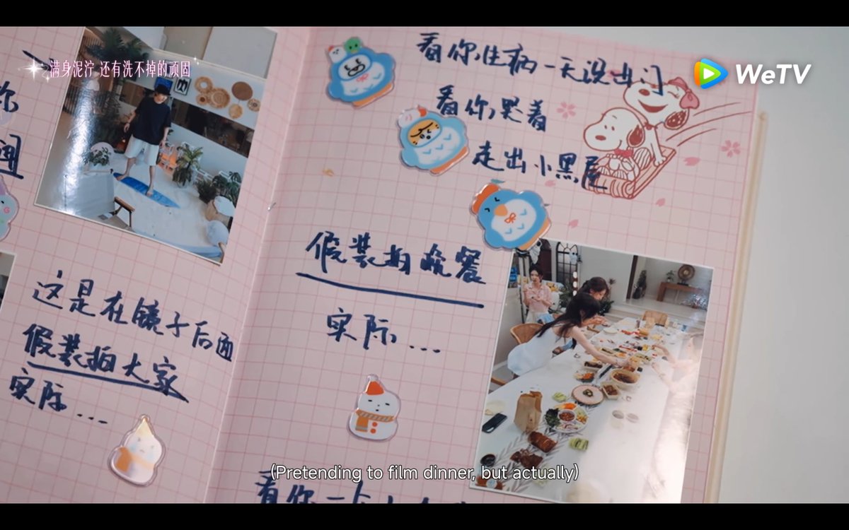 xieweixo's tweet photo. youling had been taking photos of liuliu all this time, then turned them into a photo book for her. even during their fight in hainan, he couldn't stop taking pictures of her 😭 the writers of romance dramas are taking notes rn #loveactuallys5 https://t.co/FYiWvJt6ym