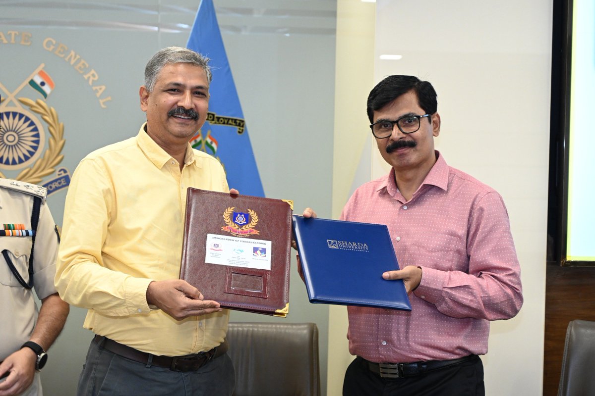 cwacrpf's tweet photo. Empowering our #CRPF families!

@cwacrpf & @sharda_uni signed an MoU to boost quality higher education for the  CRPF families under CWA President's guidance.

Key Benefits:

🎓 100% Fee Waiver in 16 courses for the wards of Martyrs , Divyang, Deceased & Gallantry Awardees.

👨‍👩‍👧‍👦 50% Fee Waiver in 30 courses for serving/retired  personnel and their wards.

📚 Covers a wide range of programmes, including Engineering, Computer Science, Management, Commerce, Humanities, Journalism, Design, Architecture, Sciences, and Integrated Law courses.

🏫 Reserved seats & dedicated academic support!
A proud step towards brighter futures for the CRPF fraternity.
#WelfareFirst #CRPFFamily #ShardaUniversity #HigherEducation
@gpsinghips 
@crpfindia 
@sharda_uni