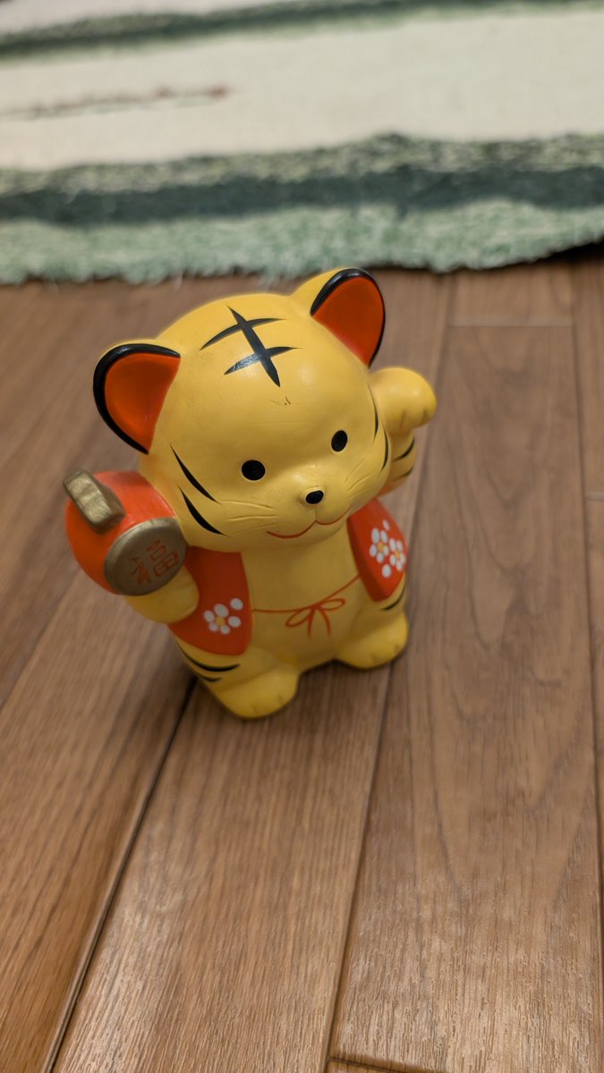 hiroatsu's tweet photo. 義援金貯金箱（その2）を解体しました
ちょうど8万円出てきた
前回貯金箱解体したのが能登地震
あれから2年半
日本列島さん、もうちょっと災害のペースを落としてほしい https://t.co/W054SclkdI