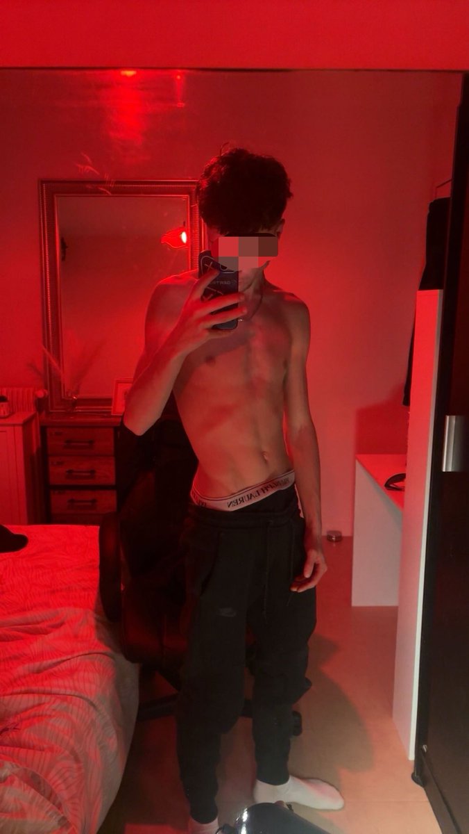 Matheo37Mx's tweet photo. Vous kiffer ?? 🫦🔞😈

Aller faite moi les 10k d’abonnés mes chienne ! 

Si mon contenue vous plaît et vous voulez en voire plus like rt et comment https://t.co/eLT2poSYrh