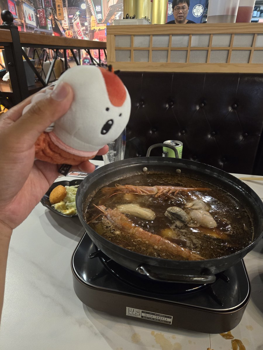 WarrenSo1's tweet photo. 人魚の「肉」食べると、永遠のいのち手入れるうわさじゃ! https://t.co/nNZM03kUi2