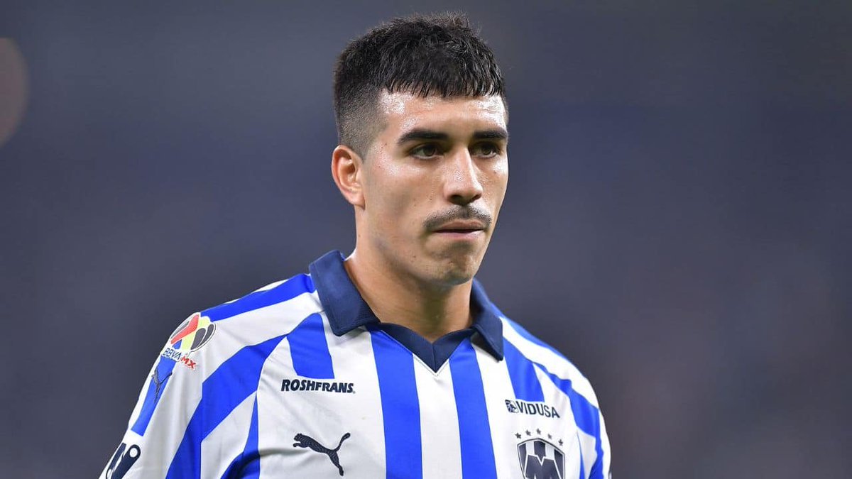 alaurini's tweet photo. Previo a la partida de Amondarain a Italia, Alexander Medina ya pretendía sumar un volante central. Uno de los nombres que más gusta en #EDLP es el de Jorge Agustín Rodríguez, hoy en Monterrey. https://t.co/es0fQ6KDsc
