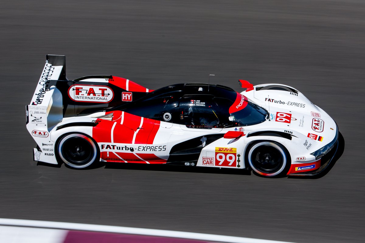 0mrg's tweet photo. Modern racing cars with Historic Color (Porsche edition) https://t.co/gQzMweB0tC