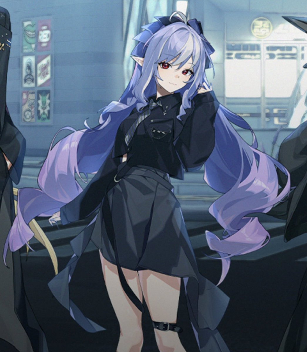 vivian_irl's tweet photo. The oversized sleeves, her tie, the belts and leg straps, the tie, her legwarmers, her cutie face, the tie, the skirt, her tie, did I mention the tie? https://t.co/vyl4BBkviY