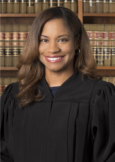 libsoftiktok's tweet photo. Serial tire-slasher arrested again for slashing tires just weeks after being released for slashing 35 tires in Kansas City, Missouri

Judge Kea S. Bird-Riley released her back in June despite prosecutor’s objections

This woman has been terrorizing the neighborhood for years https://t.co/KOtnV45aWE