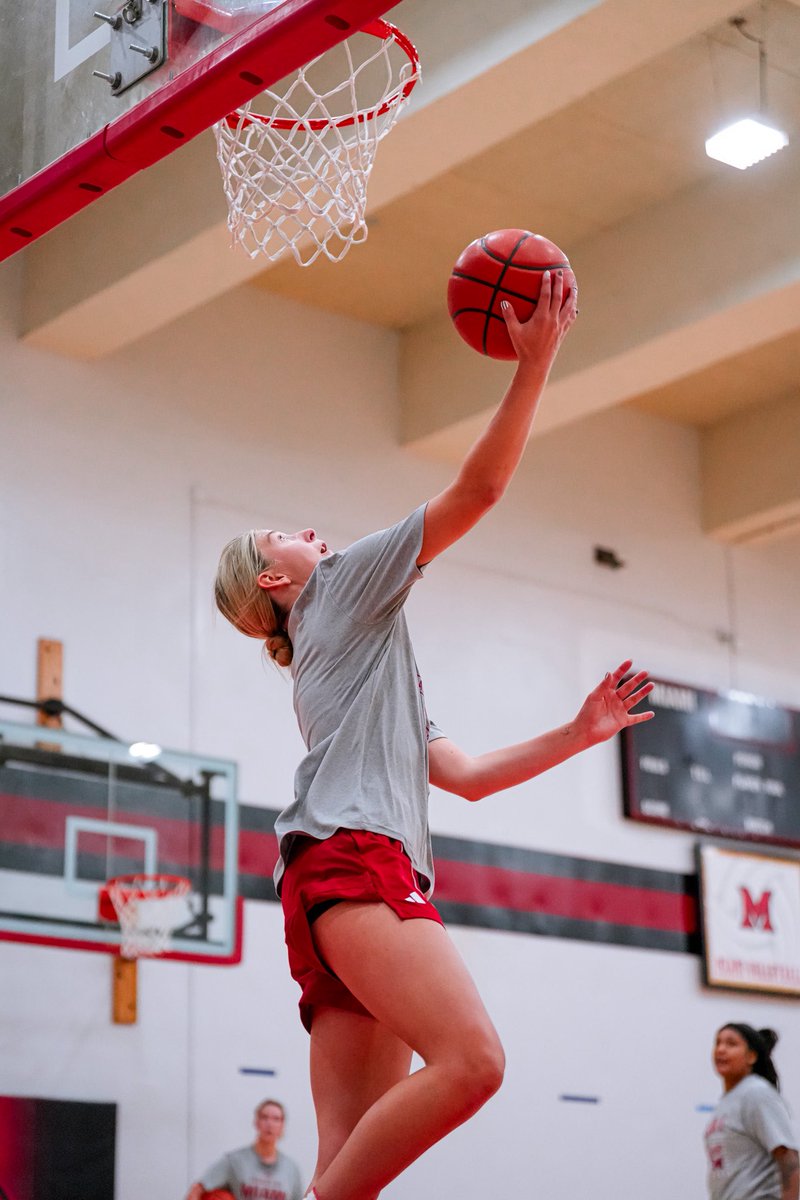 MiamiOH_WBB's tweet photo. Focused on us

#RiseUpRedHawks | #MiamiOHWBB | #Get2It https://t.co/WCCId6g970