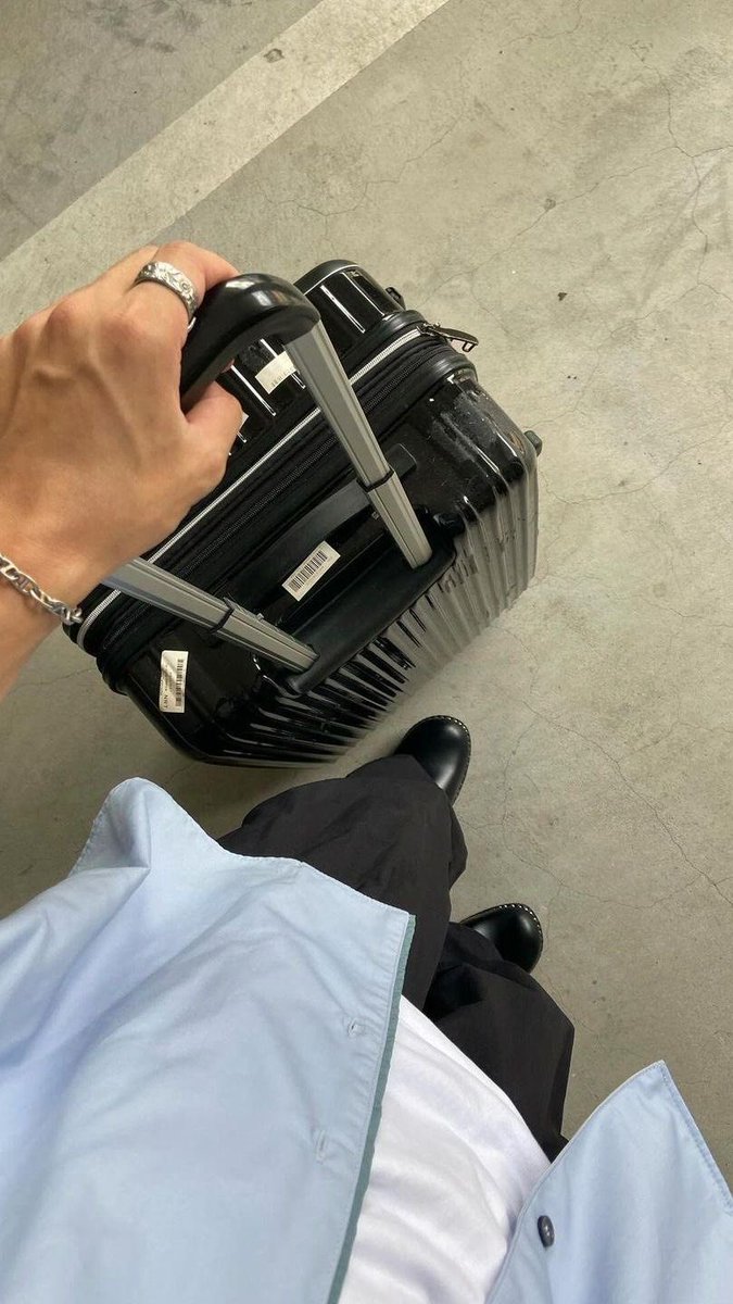 deinimflame's tweet photo. ️
Let’s go on trip

  ️ https://t.co/ZfnOOSnQRf