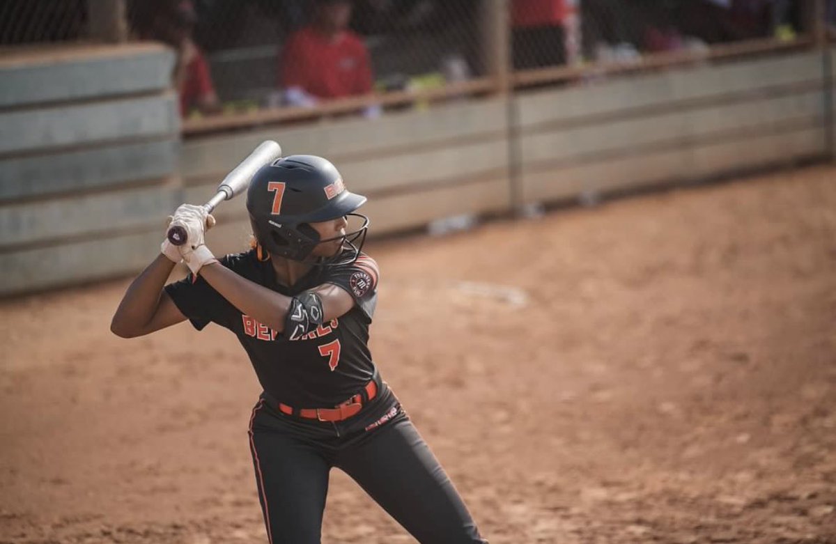 AriFlashJackson's tweet photo. PGF Dinger 2026 π₯ #ChristFirst #Dinger #Softball #PGF https://t.co/dU5Nu5OwBp