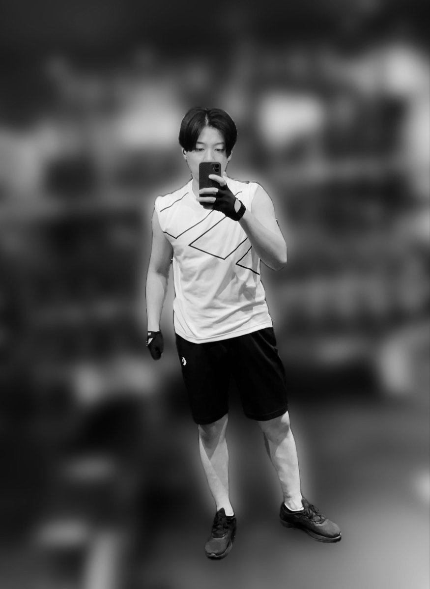 reoleohima's tweet photo. どうも、身体を休めにジムに来た(?)優しい不審者です

稽古も終わりいよいよ小屋入り

素敵な仲間で作り上げた素敵な作品になりました！！
ぜひサンシャイン劇場にご来場ください

池田も存分に暴れます

7/31から！劇場で待ってます！！

#himawariBD
#ビヨンドドーン https://t.co/BvDO1aOVBZ