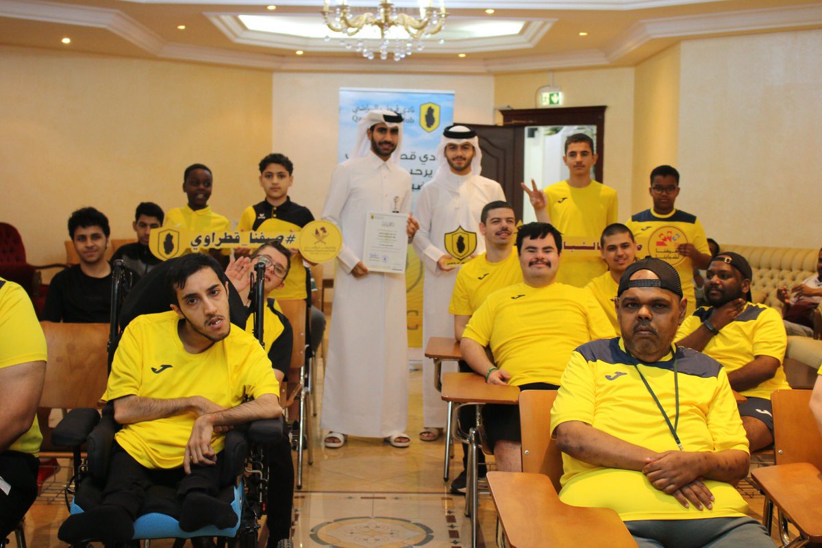 qatarsc61's tweet photo. نظم الجهاز الشبابي بنادي قطر الرياضي دورة #مخاطر_الأمن_السيبراني_وطرائق_السيطرة_عليها. من إعداد  وتقديم  أ.حمد الشيباني وأ.أحمد العقيدي المبرمجين بالوكالة الوطنية للأمن السيبراني وذلك تحت رعاية إدارة المراكز والهيئات الشبابية وبنهاية الدورة تم تكريم المدربين والشباب المتميزين https://t.co/N3QBzSI5ko