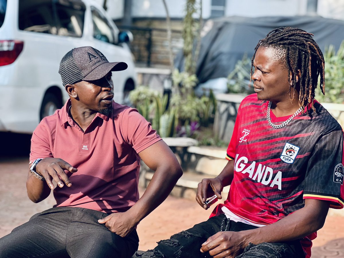 kingsaha_256's tweet photo. A BIG shoutout to Hon. @MukuveJam for pulling up and securing the tickets! 🔥🔥🔥
The countdown to the biggest night is ON!
14TH AUGUST | KOLOROLO AIRSTRIP, WE ARE COMING!
#TondekaEKololoFestival #RoadToKololo #14thAug https://t.co/GqovfF9Vqz