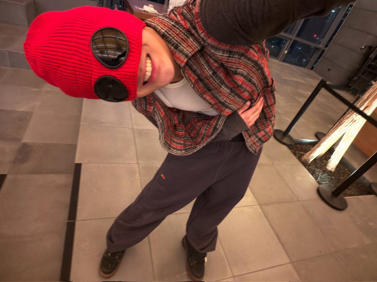 keonwoah's tweet photo. in honor of spiderman brand new day, here’s keonho spidey selcas 🕸️ https://t.co/0umrumXYQz