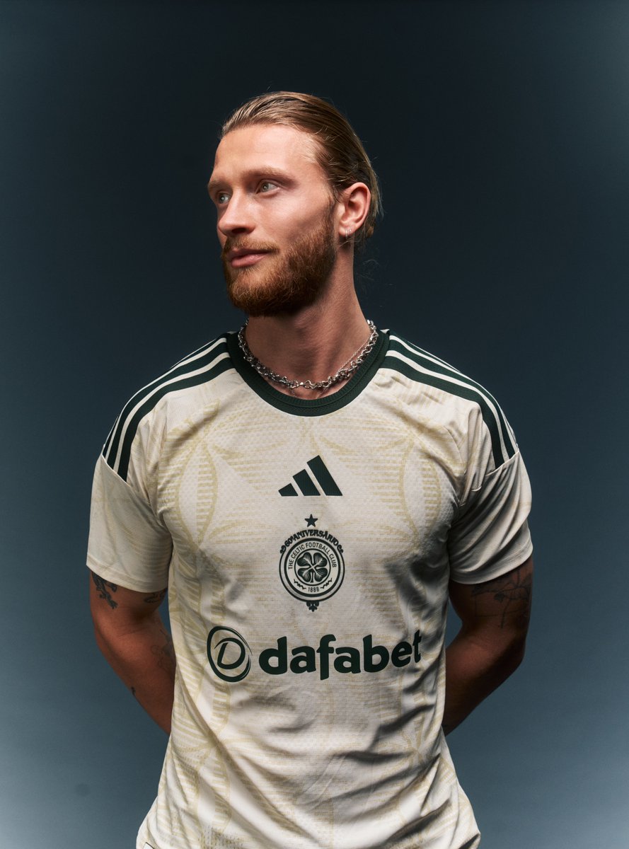 CelticFC's tweet photo. 🟢 Kasper Høgh is a Celt ⚪️

#VelkommenKasper | #CelticFC🍀 https://t.co/qY8OH9vkyQ