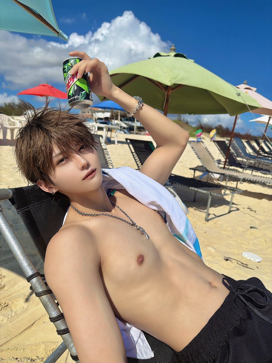ken_XPIA's tweet photo. 熱中症気をつけて
あ、太陽じゃなくて俺にね https://t.co/j86gh1usyJ