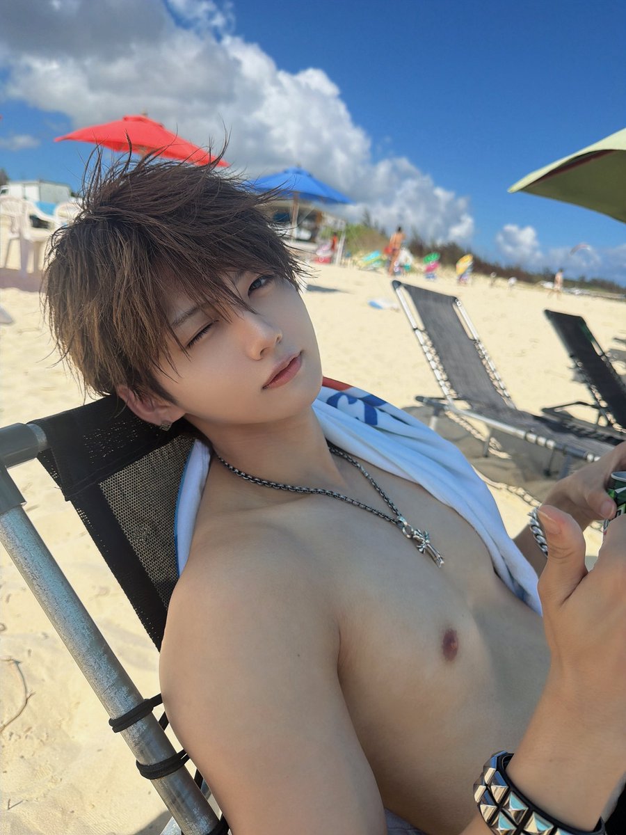 ken_XPIA's tweet photo. 熱中症気をつけて
あ、太陽じゃなくて俺にね https://t.co/j86gh1usyJ