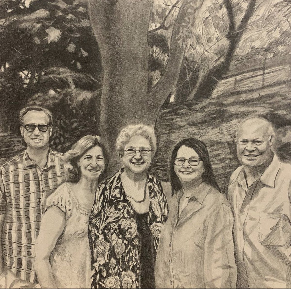 milesantosart's tweet photo. Family portrait commission | graphite drawing | #graphite #graphiteart #graphiteartist #graphitedrawing #graphitedrawings #drawing #drawings #drawingart #drawingartist #illustration #illustrationart #illustrations #pencil #pencildrawing #pencildrawings #pencildrawingart https://t.co/FlmVG6jHGt