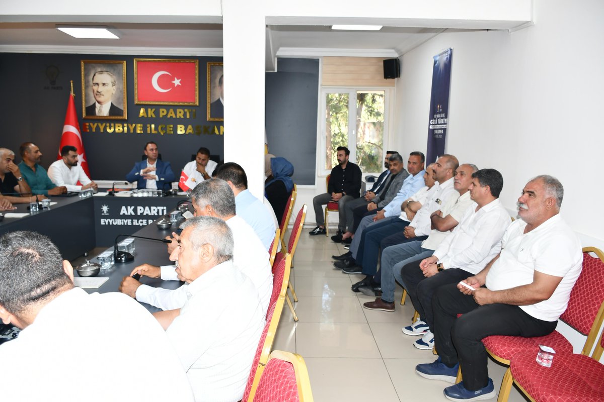 EyyubiyeAkParti's tweet photo. https://t.co/ZRH6hcS3WD