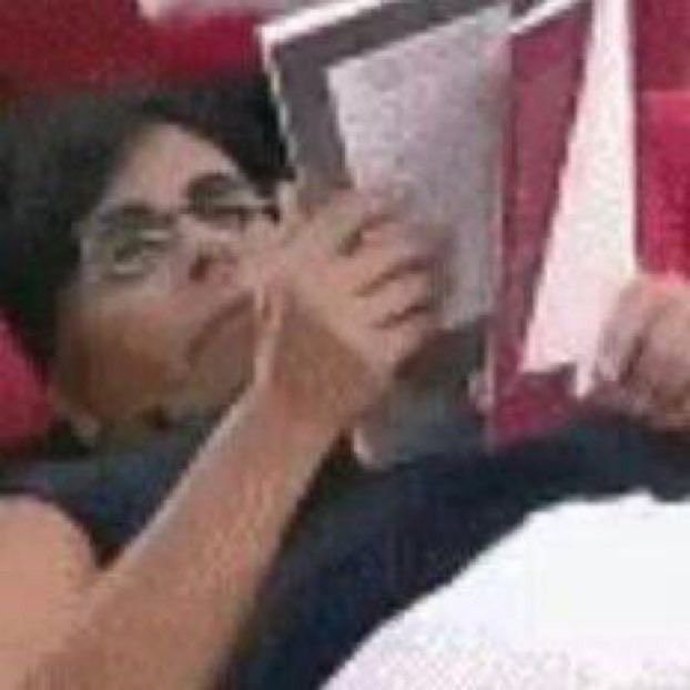 delunnenix's tweet photo. por que as escritoras sáficas se recusam a escrever mais romances com temática butch-femme? é a minha dinâmica favorita, mas é como tentar encontrar uma agulha num palheiro. ódio disso! https://t.co/8EpTEp1YZT