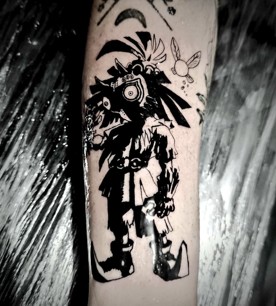 crowaccept's tweet photo. Majora's Mask Tattoo 🔥 https://t.co/VTzw8YYnME