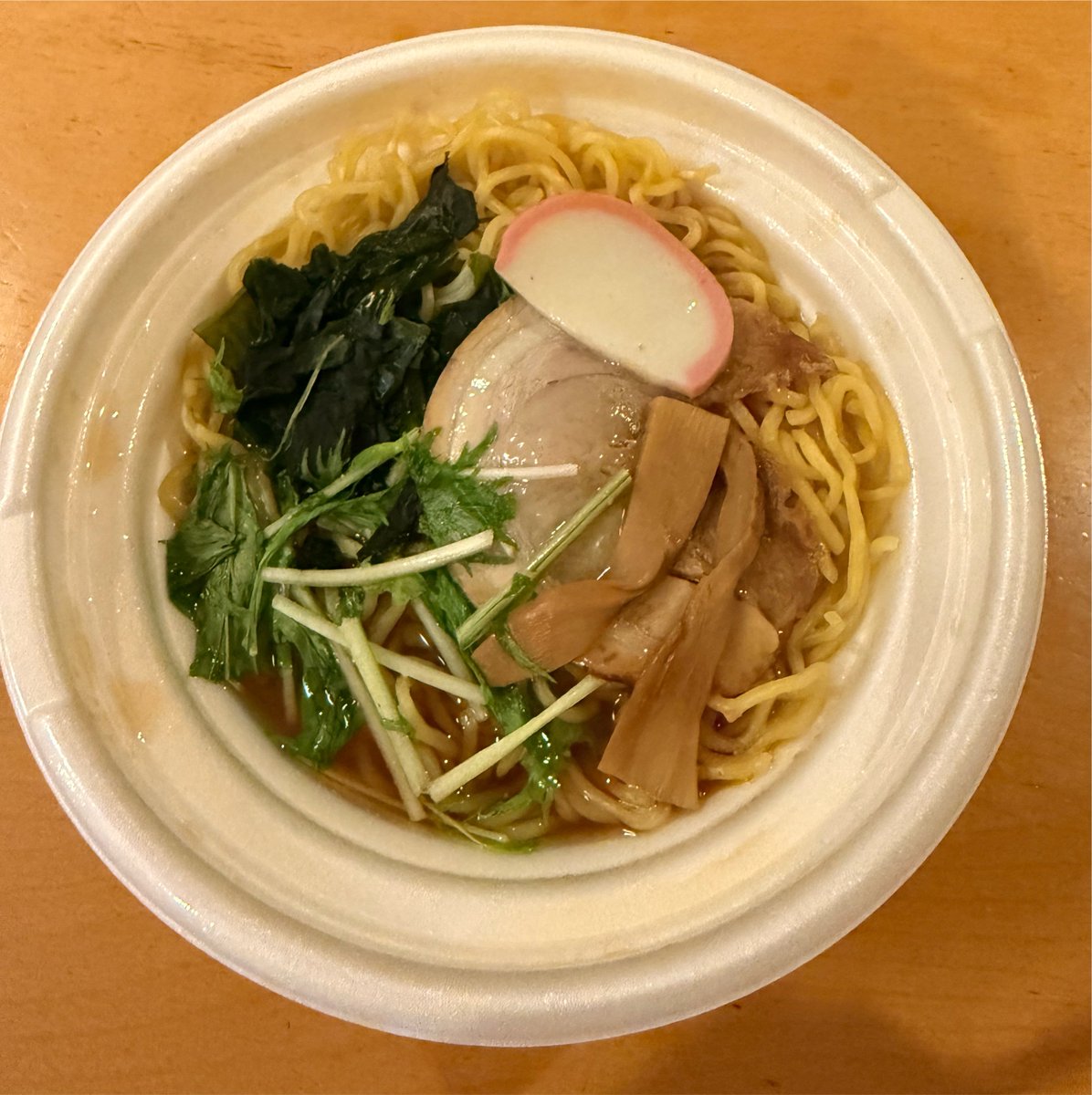 Mahjong__Asami's tweet photo. 限定　島ラーメンでーす
まぐろ出汁で美味シーサー☺️ https://t.co/i1aDyvsdcq