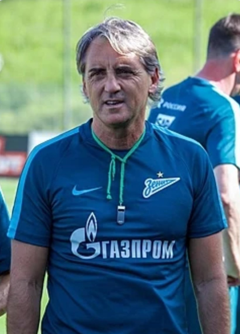 italiout's tweet photo. Mancini ex allenatore dello
Zenit San Pietroburgo 
va bene per la nazionale, Pirlo no.
🤡🤡🤡🤡🤡🤡Pagliacci🤡🤡🤡🤡 https://t.co/L4xCodoVbx