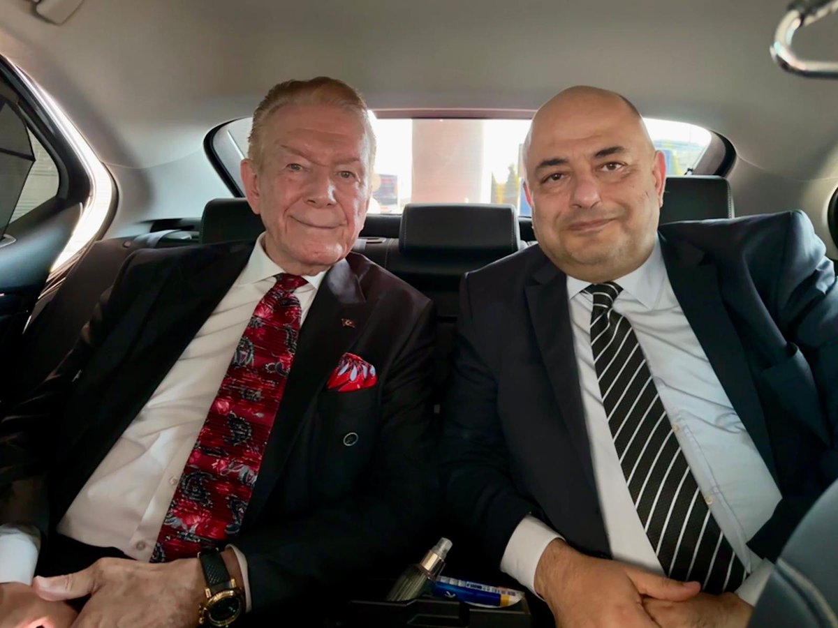 ugurdundarTV's tweet photo. Sayın Cumhuriyet Savcısının sorularını cevaplamak için geldiğim İstanbul'a gidiş-dönüşte beni yalnız bırakmayan değerli avukat kardeşim Murat Ergün'e çok teşekkür ederim. https://t.co/u5AUEmrUQP