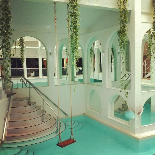 _unsafepointer's tweet photo. Bring back bathhouses https://t.co/zzz03HIMx6