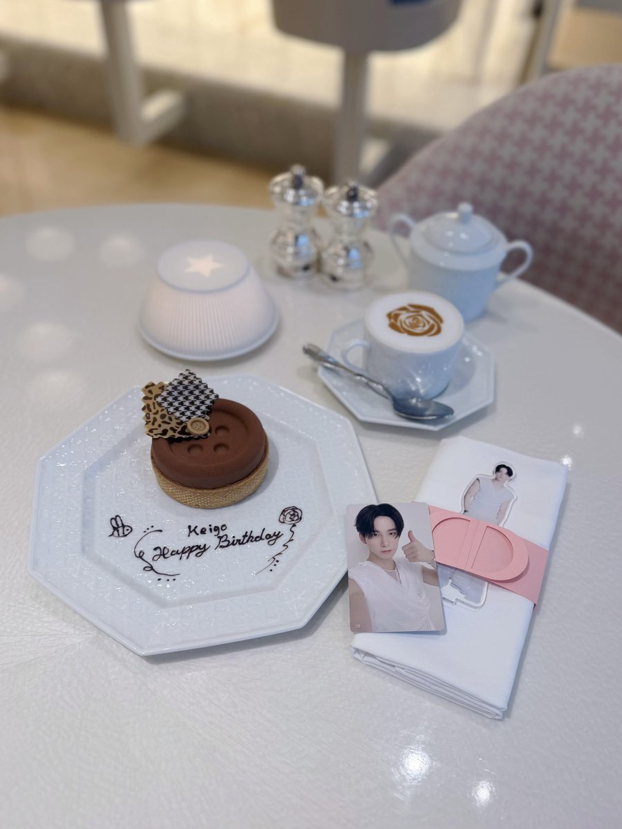 72qchan's tweet photo. ⊹    ✩┊        ┊       ┊       ♡        ┊
┊        ┊       ┊                ˚  ♡
┊        ┊       ♡       ₊             ⊹
♡    ₊   ┊    .
     ⊹    ♡　𝐻𝑎𝑝𝑝𝑦 𝐵𝑖𝑟𝑡ℎ𝑑𝑎𝑦 𝐾𝑒𝑖𝑔𝑜🤎
 
 #HappyKeigoDay #JO1 #佐藤景瑚 https://t.co/HsAYvsgJe6