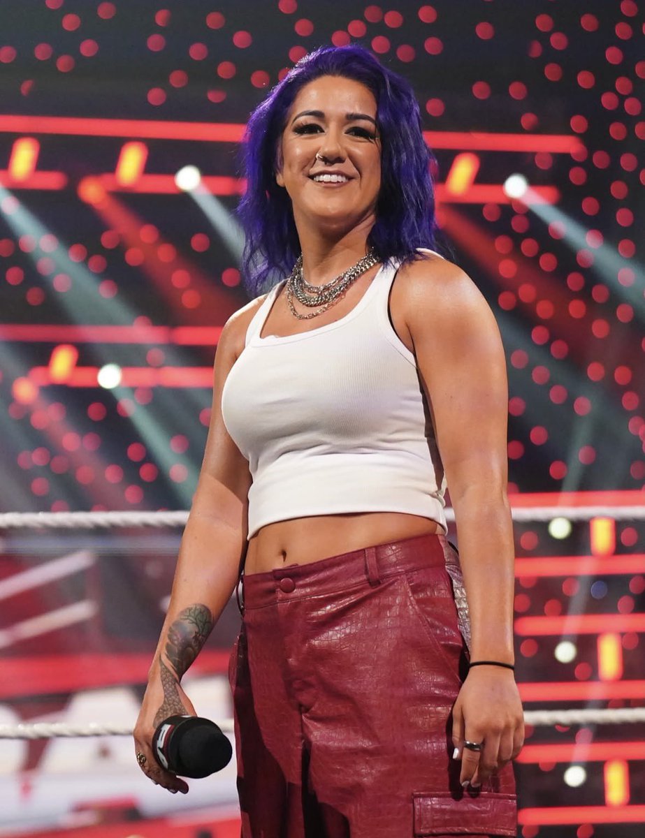 Loyal2Bayley's tweet photo. Daily Bayley. https://t.co/deLkMMnDi6