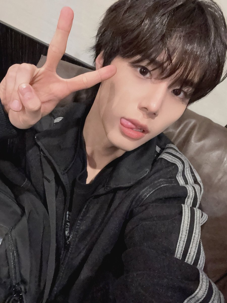 moyayal's tweet photo. @djddlddjddh 낼름강쥐 https://t.co/0dhc5A14fX