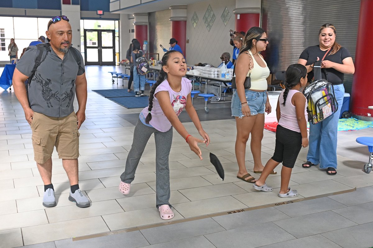 CFISDAbbie's tweet photo. A BIG thank you to The River Flows Church and Foundation for providing free backpacks &amp; school supplies for @LeeCFISD students &amp; the community! Patrons were also treated to a hot dog lunch and students were able to play some fun games! #CFISDspirit #ChooseCFISD #CFISDBack2School https://t.co/KEDRXboZwj