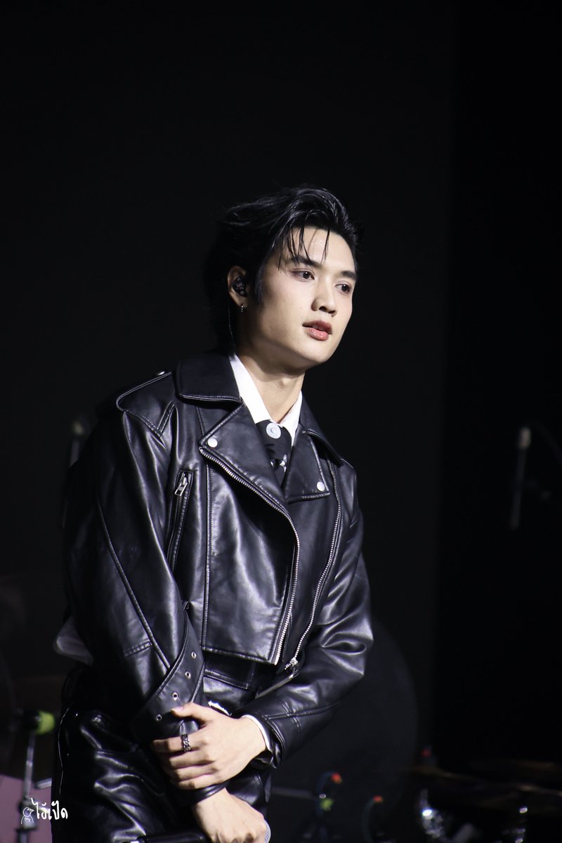 aipedkabb's tweet photo. ยังไม่มุ้ปออนจากลุคเทิ้นวันก่อนเลย หล่อระเบิด🥺😭😭 รักเทิ้นเอาผมขึ้นและใส่ชุดหนังชะมัดดด!
#PATTERN_LE7EL #LE7EL
#MonsterMusicFestival2026xLE7EL https://t.co/YWNhIlUhLO
