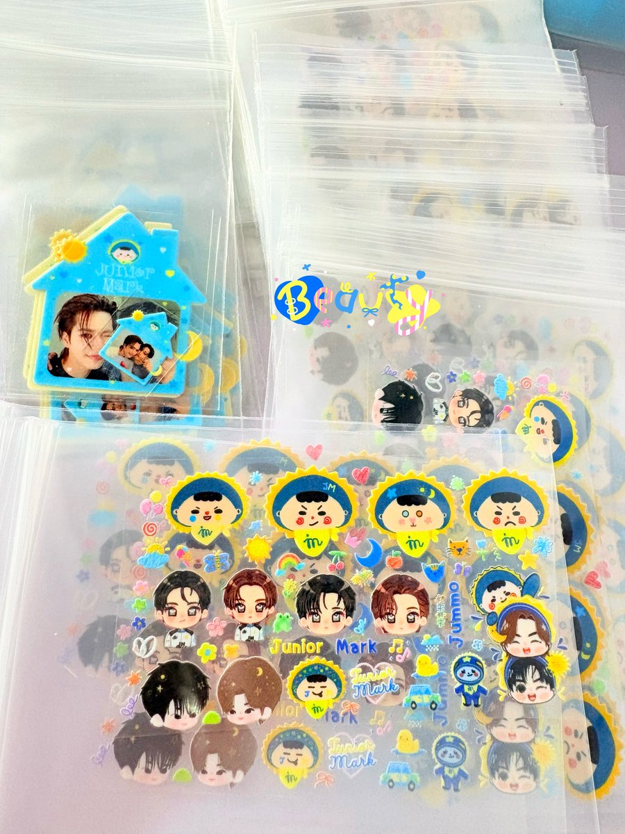 my_mymyu's tweet photo. ݁🌞pls kindly rt 🌙

สตก.บ้าน 32 ชิ้น
สตก.รวมจูมาร์คโม่ 52 ชิ้น
สแตนดี้ พวงกุญแจ 47 ชิ้น
มารับกันให้หมดน้าา ไม่อยากถือกลับเฟมือนรอบก่อนๆแล้วว 🥹

Giveaway for #JuniorMarkConcert 💫

🛤️location : bitec live
🗓️ date : 9 Aug 2026
⌚️ time : tba

🪂Giveaway all random na🎨

#JuniorMark #junniorrs #markjrtn
