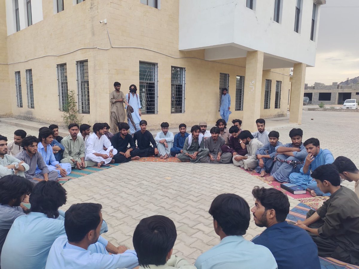 KBaloch33608's tweet photo. "Books build minds. Closing a library weakens the future of an entire community."
#SaveDigitalLibraryKhuzdar
#KeepDigitalLibraryOpen
#StandWithDigitalLibraryKhuzdar https://t.co/bgYSopxfSR