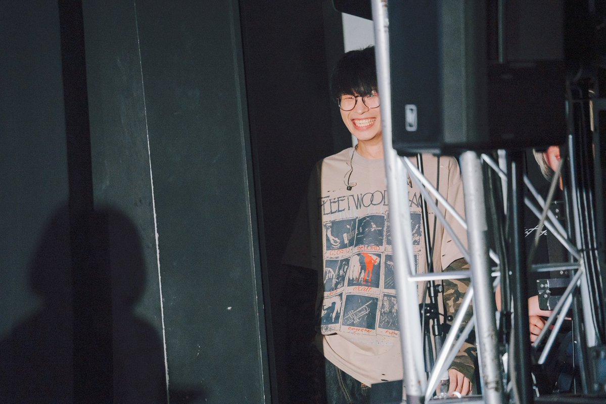 today_hey_'s tweet photo. 29歳になりました。
引きこもっていた28歳の誕生日に比べて、穏やかで幸せな誕生日を迎えることができて嬉しいです。

今生きていることが当たり前じゃないと本気で実感した28歳、全てに感謝しながらワガママに29歳を生きていこうと思います。

来年三十路かぁ…。 https://t.co/WpqtpUtUtv