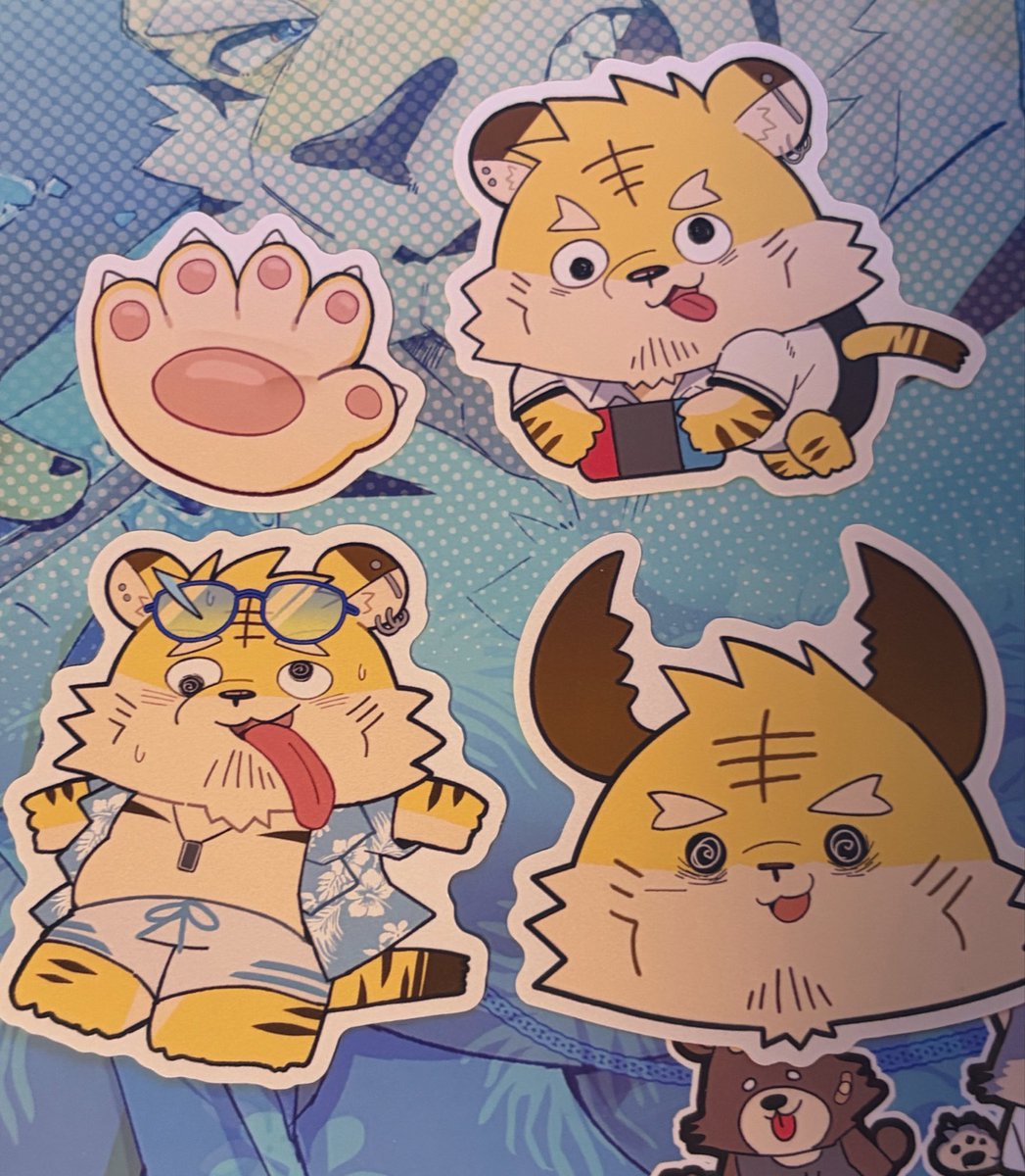 でけでん！俺のステッカーがでちゃう！ こちらは周年記念グッズだけど