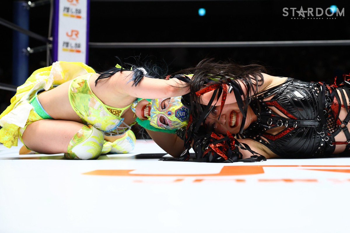 StarLight_Kid11's tweet photo. あー悔しい。
上谷に勝たなきゃ意味がなかった！
勝って締めたかったな…。

でもまだ5☆GPで上谷と闘えるチャンスはあるし、また絶対やるぞ上谷‼️‼️‼️

悔しいドローだけど私の5☆GPはまだまだこれからだ🐯❤️‍🔥

#SLK
#NEOGENESIS
#STARDOM https://t.co/MGszuTUk8E