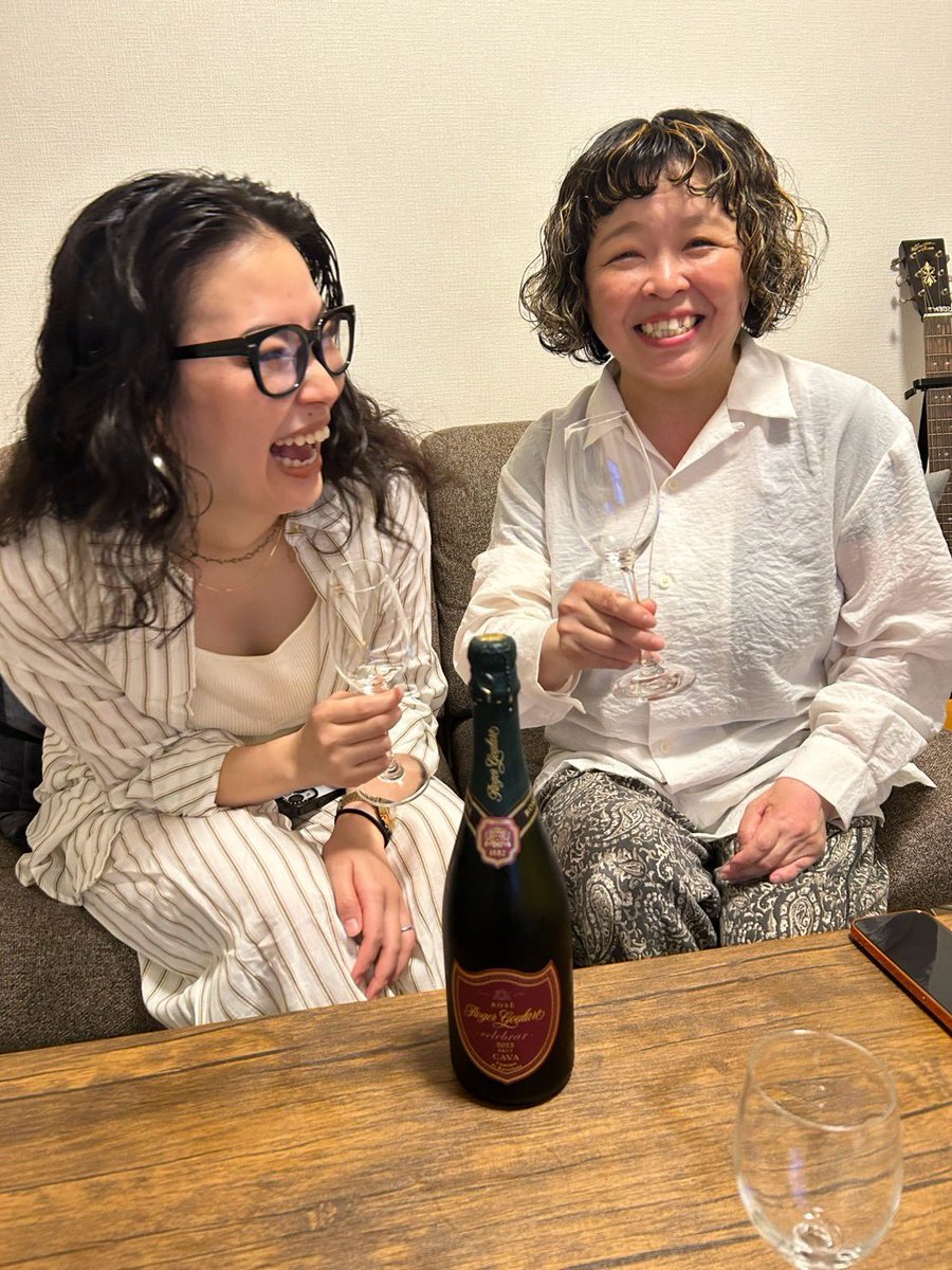 MauntenYutaka's tweet photo. りえちゃんと萌々ちゃんに元副料理長かましました！まだまだ色んな芸人さんにかまして行きたいです！いつでもお待ちしております！ https://t.co/aVXLdp8Ole