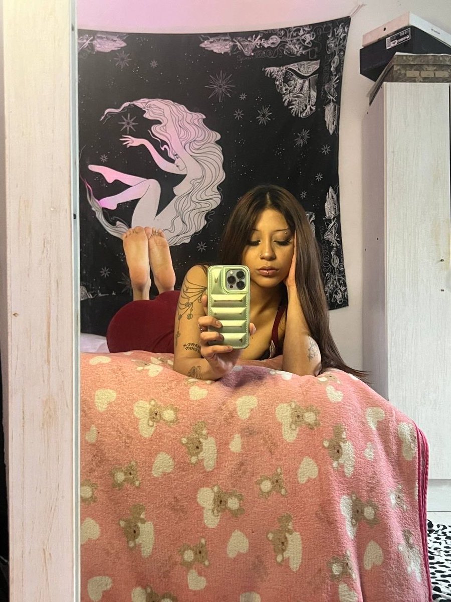 abieabbs's tweet photo. Keep guessing. 😏 https://t.co/HaZ6Utrp7K