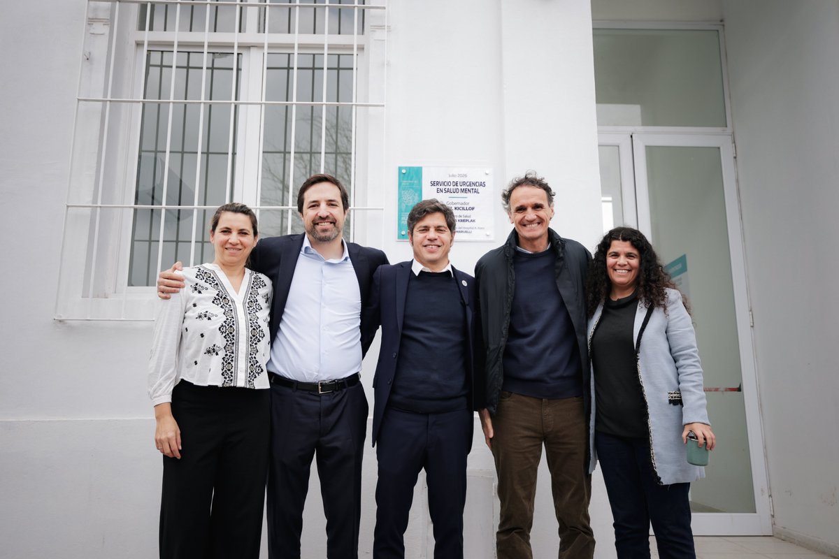 Kicillofok's tweet photo. Transformar la atención en salud mental en la provincia es una tarea que nos ocupó desde el primer día y hoy volvimos a demostrarlo con la inauguración de la nueva guardia y la sala de atención de crisis en el Hospital Alejandro Korn de La Plata. https://t.co/9X83IIRKEL