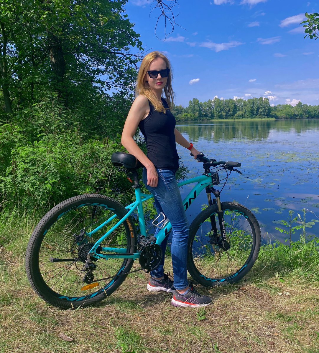 angelshalagina's tweet photo. This photo
was taken in Ukraine.

A country that refuses
to disappear.

No matter how hard
someone tries. https://t.co/HpnWxL2YAp