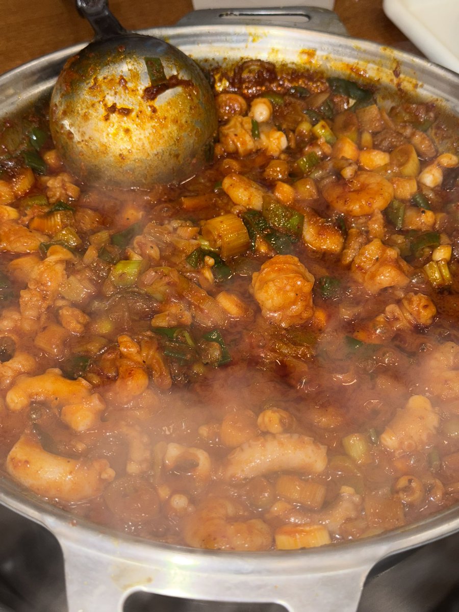 dtxdfc's tweet photo. 엄마랑잇으면 맛잇는거많이먹을수잇음ㅜㅜ
엄랑해🫰🫰🫰 https://t.co/paEWtGxga0