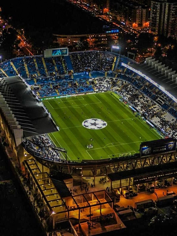eurofootcom's tweet photo. 🔵⚪️ For the first time in 8 YEARS, Malaga will be playing La Liga football. They play at La Rosaleda (The Rose Garden) which has a capacity of 30,044. 🏟️🇪🇸 https://t.co/gcG9dVhPoR