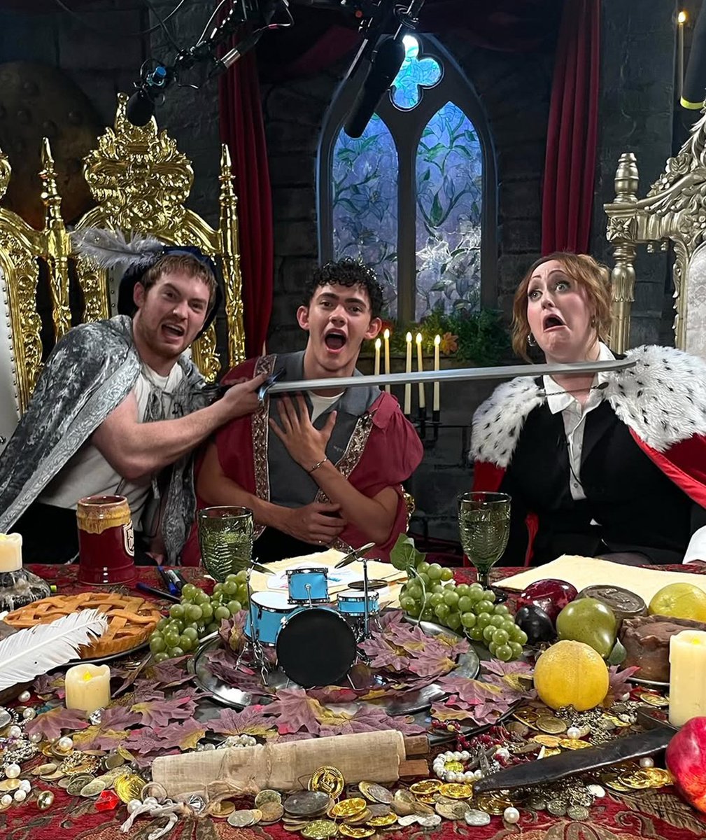 NetflixUK's tweet photo. A story in two parts 🗡️ https://t.co/XwIyr3pR7Q