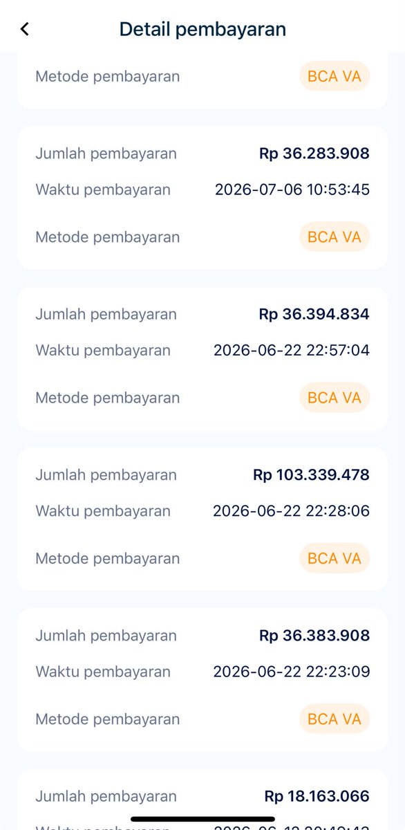 Bukuhariandgtl's tweet photo. HARI INI PINJOL KU LUNAS SEMUA🙏🏻
Tgl 08 juli = total utang +- 650jt. unduh Threads pertama kalinya, cuma untuk cari info mengenai tunbay / galbay pinjol dan rencana tagihan selanjutnya tgl 28 juli sudah galbay.

Tgl 28 juli = hari ini yang seharusnya jadi hari galbay, terjadi sebaliknya : semua utang pinjol ku hari ini lunas semua!!

Tetap semangat dan berusaha, jangan sia2kan setiap kesempatan. Berhasil atau tidak masalah terakhir, yang penting kamu tetap berusaha 🙏🏻

Tambahan : buat yang nanya gimana aku bayar nya jadi dalam 3 minggu belakangan ini aku kerja gila2an ya, aku nyari sampingan dimana2. Mulai dari kerja online dr rumah, minta peluang/kerjaan dr temen seperti resell brg dia, tapi aku termasuk beruntung ya, karena kenal bbrp owner yang ngasih aku stok brg bayar belakangan, oh ya btw saya business owner ya, saya owner olshop yang lumayan jalan, terjerat pinjol karena gaya hidup hedon dan sok2an jadi banyak pinjol nya, yang buat parah tuh galob-tulob

Utk kerja online itu dapatnya bisa lumayan ya, ada yg bayar perjam. Tp itu butuh laptop minimal. Banyak kerjaan jadi admin buat balesin chat, pembukuan, dataentry, editor bookkeeping, dll. Aku berhasil dpt banyak uang karena bulan ini aku sendiri terkejut aku cetak rekor penjualan aku, aku push terus buat jual dlm jumlah besar dan ketemu beberapa buyer besar dr berbagai daerah. Sekali lagi aku termasuk beruntung ya, dan aku business owner jd mungkin perputaran uang nya lbh besar 🙏🏻

1 tambahan lagi terakhir 🙏🏻🙏🏻🙏🏻 Ini penting banget !!!
Ini bukan aku maksudnya ngajakin kalian ayo bayar pinjol kita, lunasin, ayo usaha, bukan gitu ya.
Nah ini kasus aku, aku nya beruntung dan berhasil lunasin semua. Gimana kalo aku uda usaha ternyata gagal ??

Jawaban nya itu cuma 1 dan pasti hanya itu 1 : STOP GALOB-TULOB, TUNBAY/GALBAY PINJOLMU, FOKUS PADA DIRI SENDIRI, JALANI KEHIDUPAN DAN SIMPAN UANG TERUS SEBANYAK MUNGKIN, HANYA BAYAR JIKA ADA POTONGAN ATAU KERINGANAN DAN JIKA SDH SANGGUP

cc : inyourdreamsshop