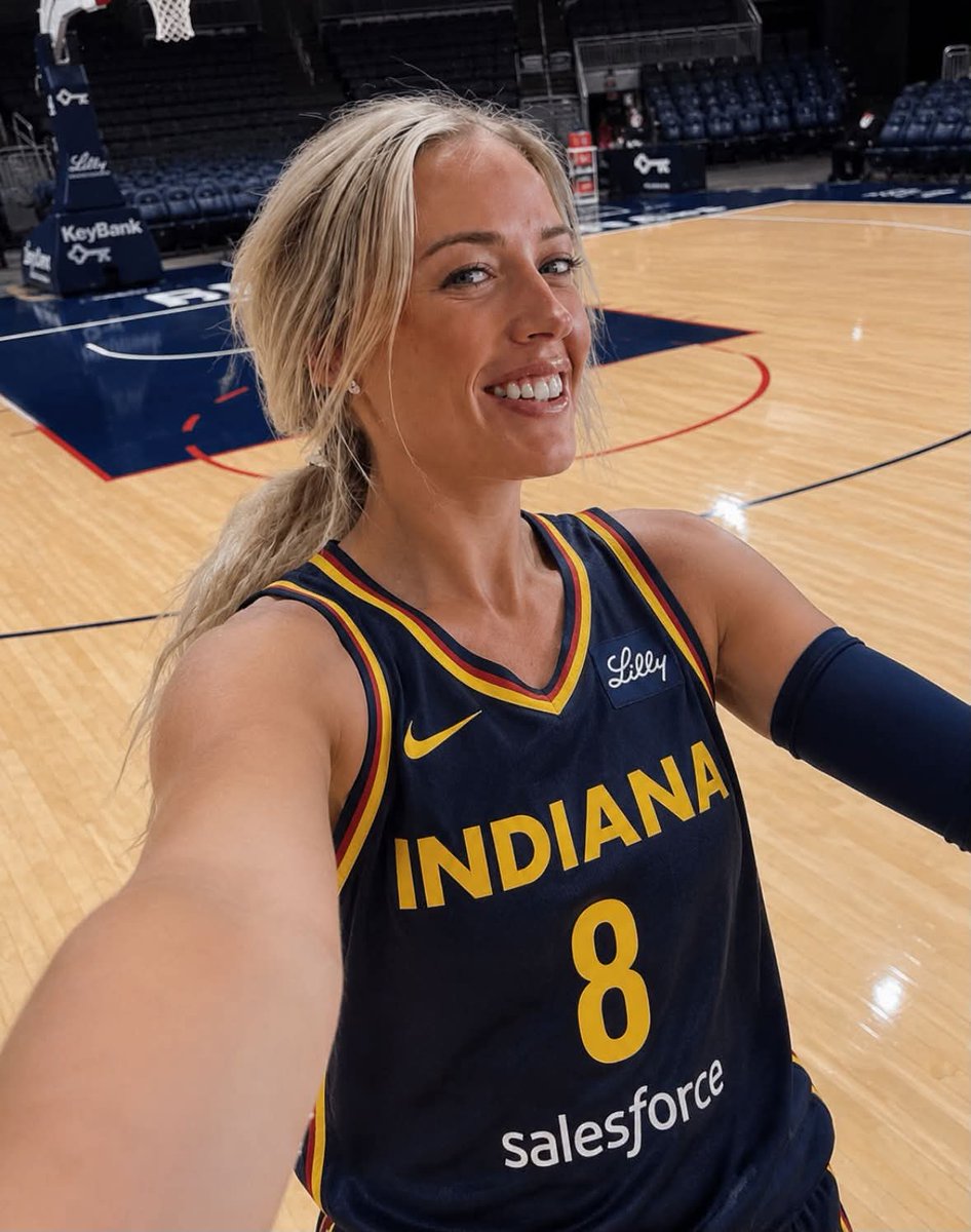 Luna_4w's tweet photo. Despite being cancelled, Sophie Cunningham just landed a MASSIVE shoe deal with Adidas. She is a true patriot and totally deserves it! 
Do you guys stand with Sophie here? https://t.co/Ys19wNatVS