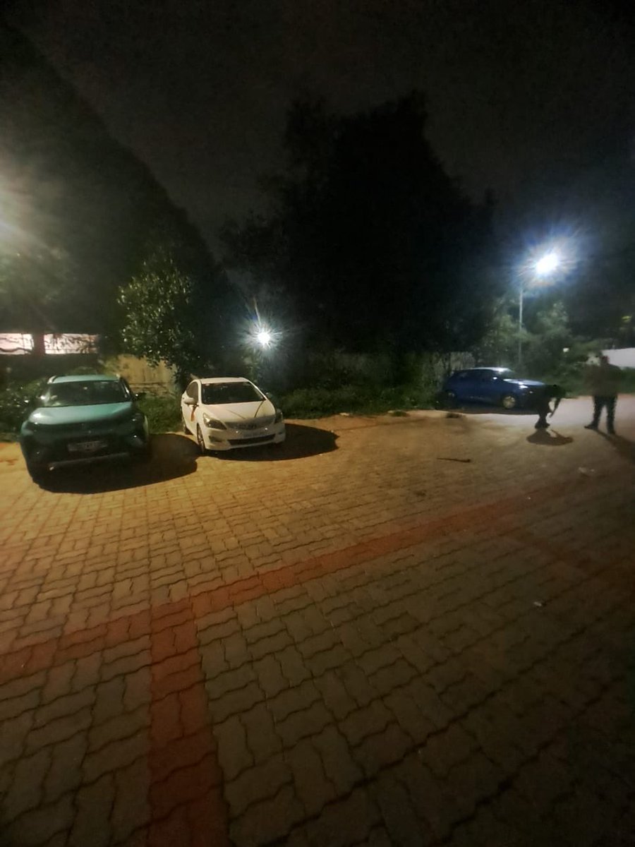 mohantynitish's tweet photo. @EastCoastRail @DRMKhurdaRoad @HelplineCo99443 i was in the program attended by @CMO_Odisha at the rail auditorium. The campus is very dangerous lights are not working with over grown vegetation, a snake also was spotted. @indianrailway__ https://t.co/RCijGKEBeT